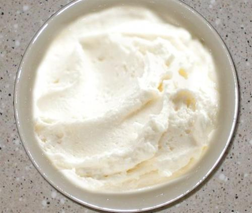 White Frosting White Frosting picture